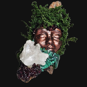 Witchy wall decor — copper Forest Guardian surrounded by vibrant moss, Lapis Lazuli chips, and a Clear Quartz cluster, crafted on natural driftwood for clarity and truth.