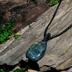 Labradorite Teardrop Talismans – Intuition & Protection Pendants